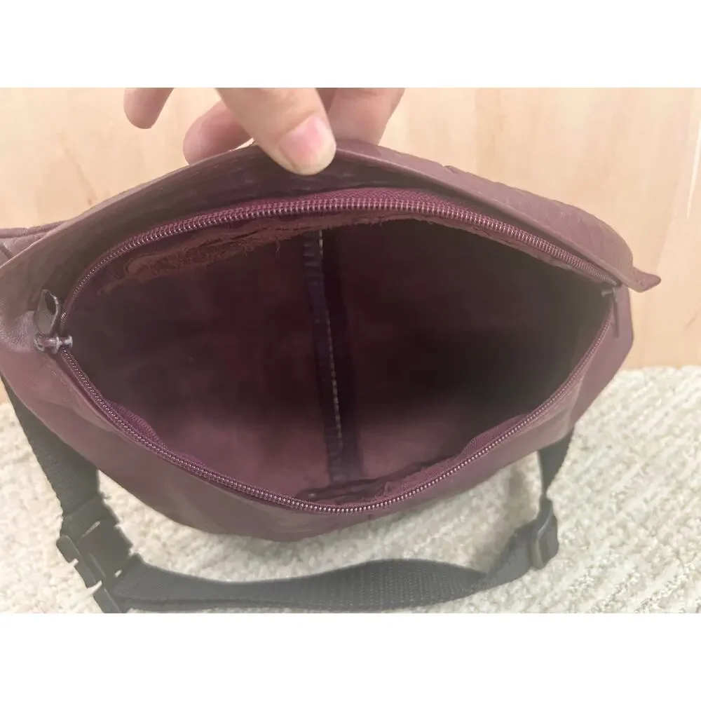 Vintage Genuine Leather Waist Bag /‎ Fanny Pack – Burgundy – Unbranded